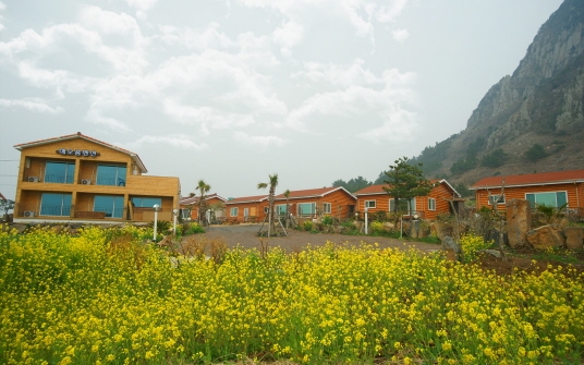 산방산해오름펜션