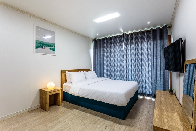 A동 스튜디오 3층 12평