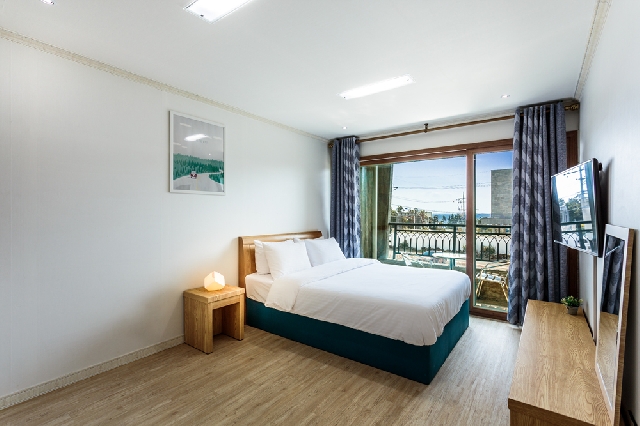 A동 스튜디오 3층 12평