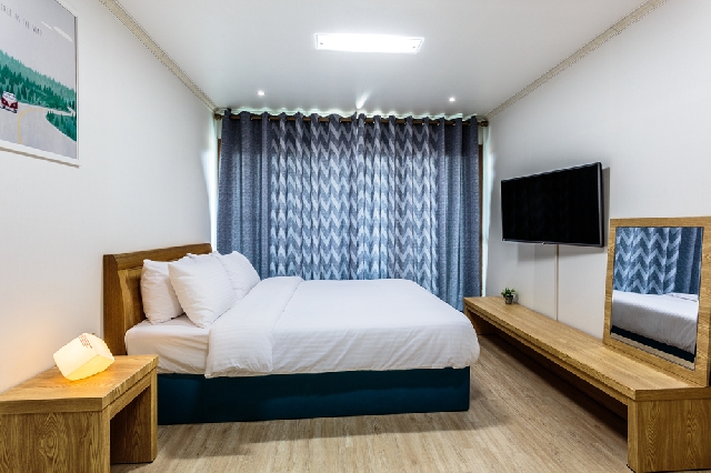 A동 스튜디오 3층 12평