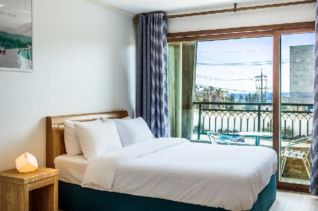 A동 스튜디오 3층 12평