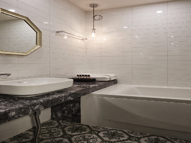 디럭스 트윈 (더블+싱글)